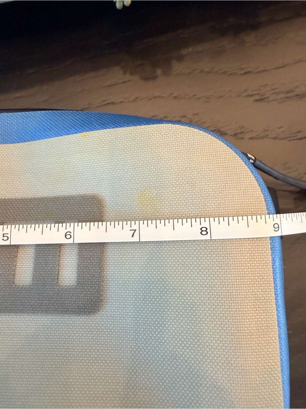 Yeti Grey and Blue side kick Accessory Case with Zipper - Picture 5 of 5